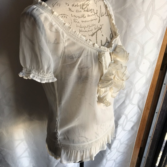 A&F S Ivory See through Blouse - Picture 3 of 8